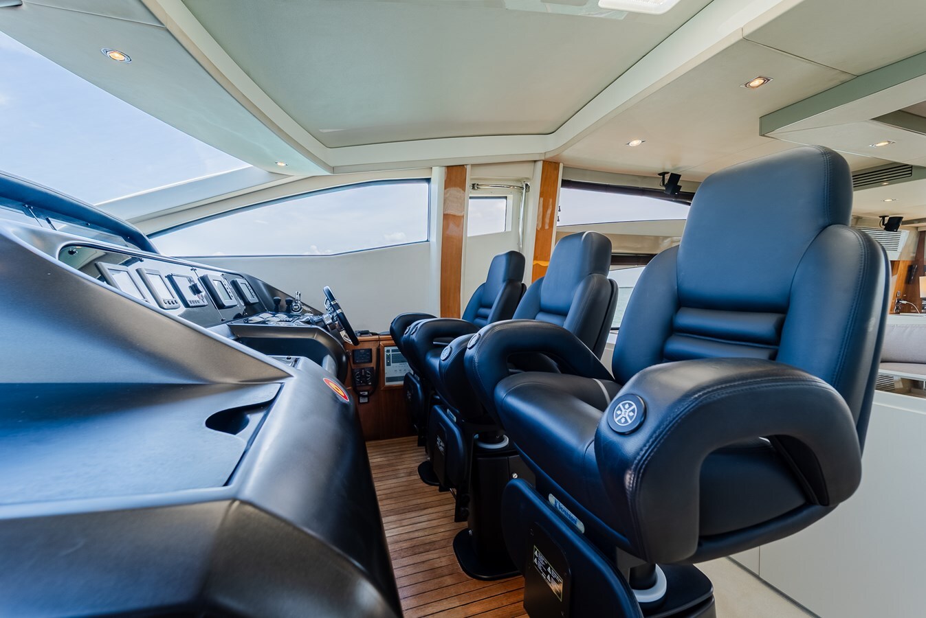 2009-sunseeker-86-7803da