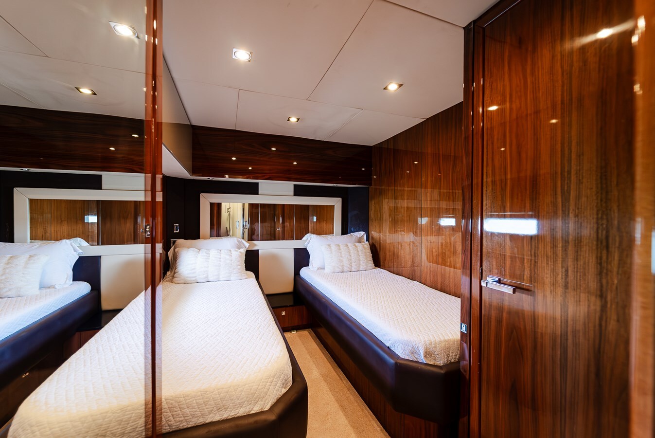 2009-sunseeker-86-7803da