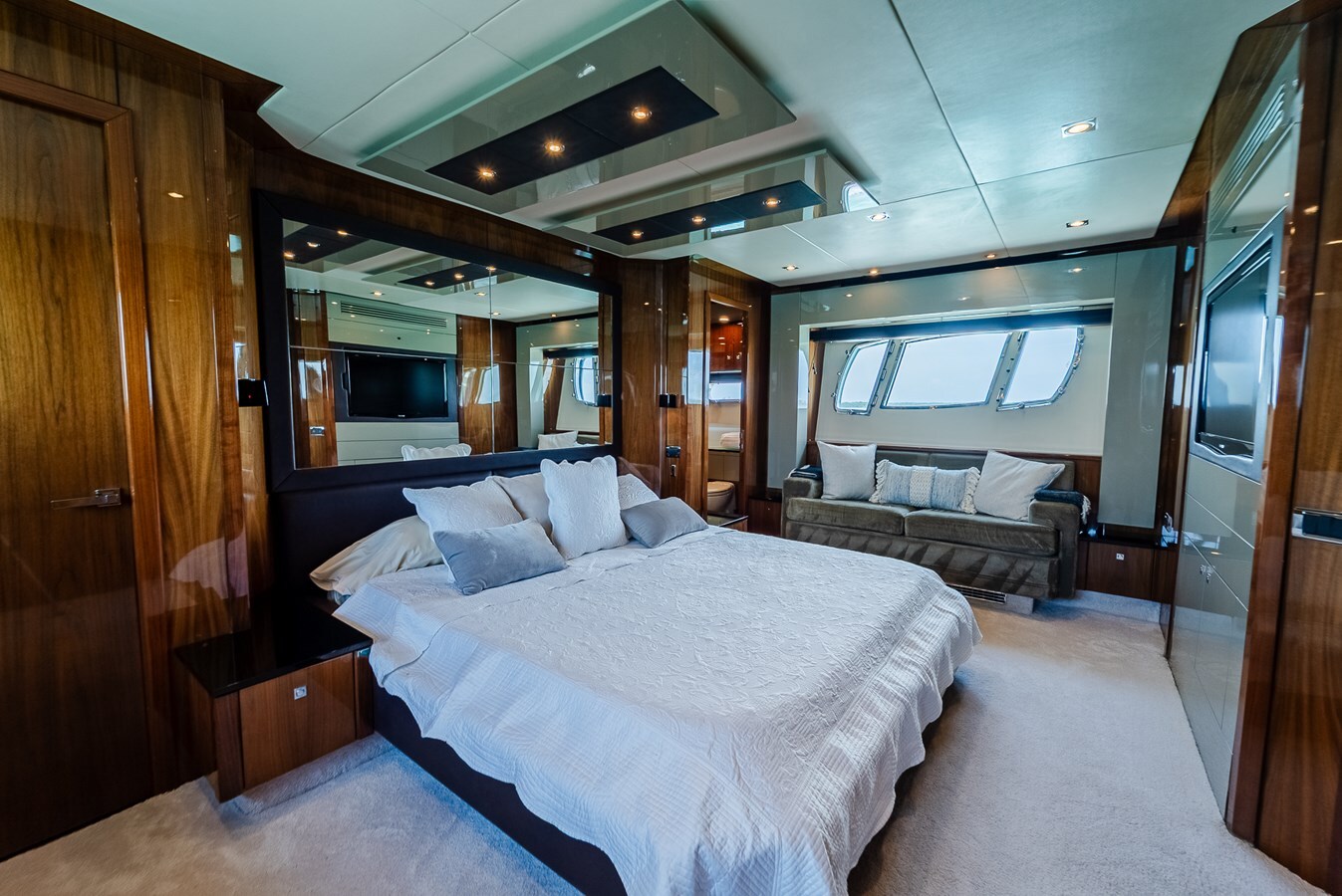 2009-sunseeker-86-7803da