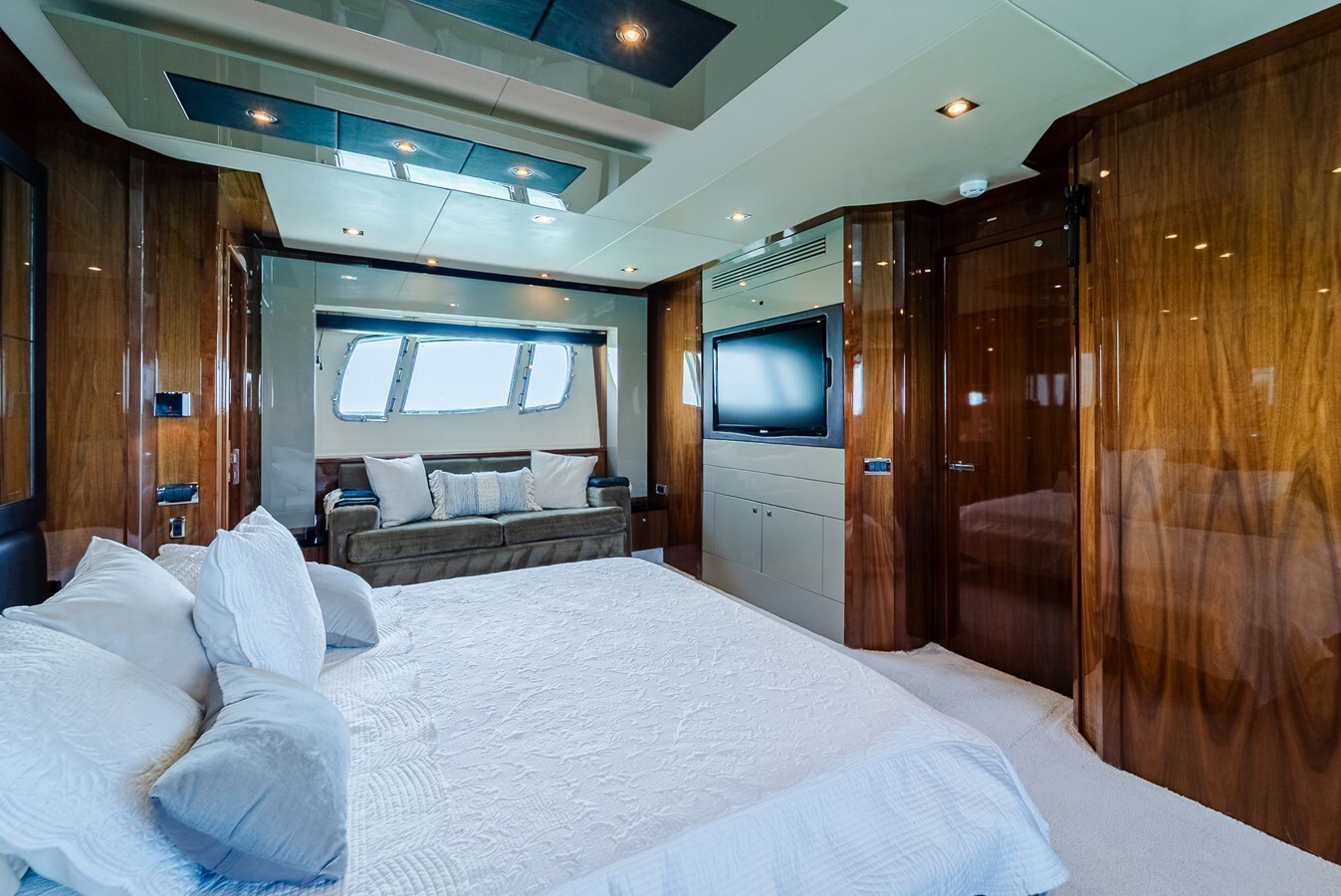 2009-sunseeker-86-7803da