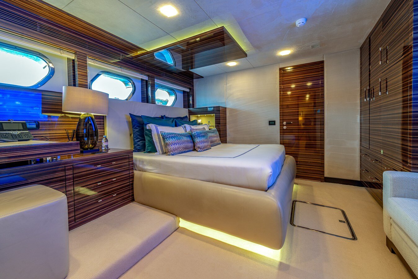 2009 TAMSEN YACHTS 131' 3