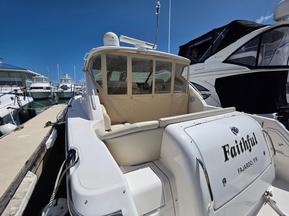 2009-tiara-yachts-39-b14fdb