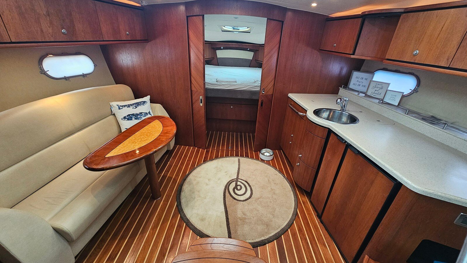 2009-tiara-yachts-39-b14fdb