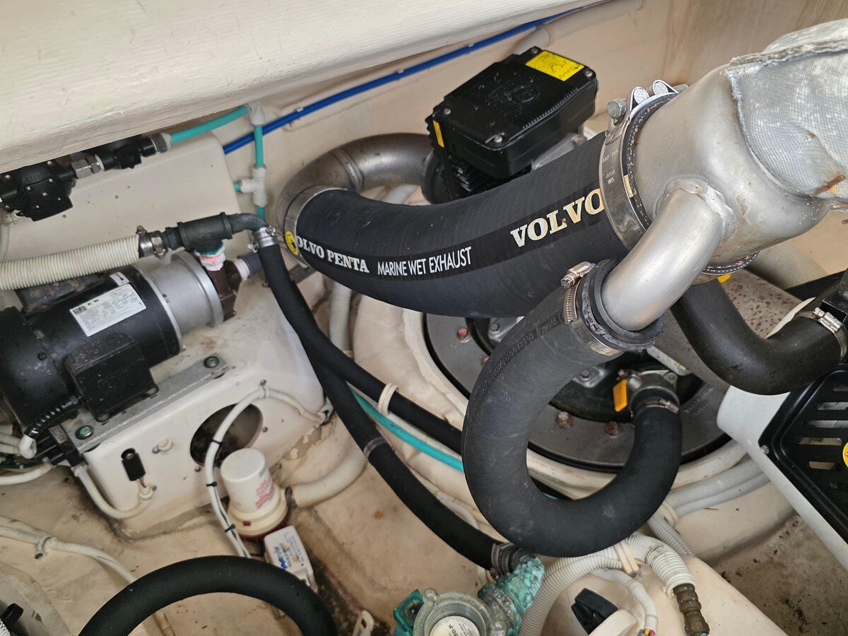 2009-tiara-yachts-39-b14fdb