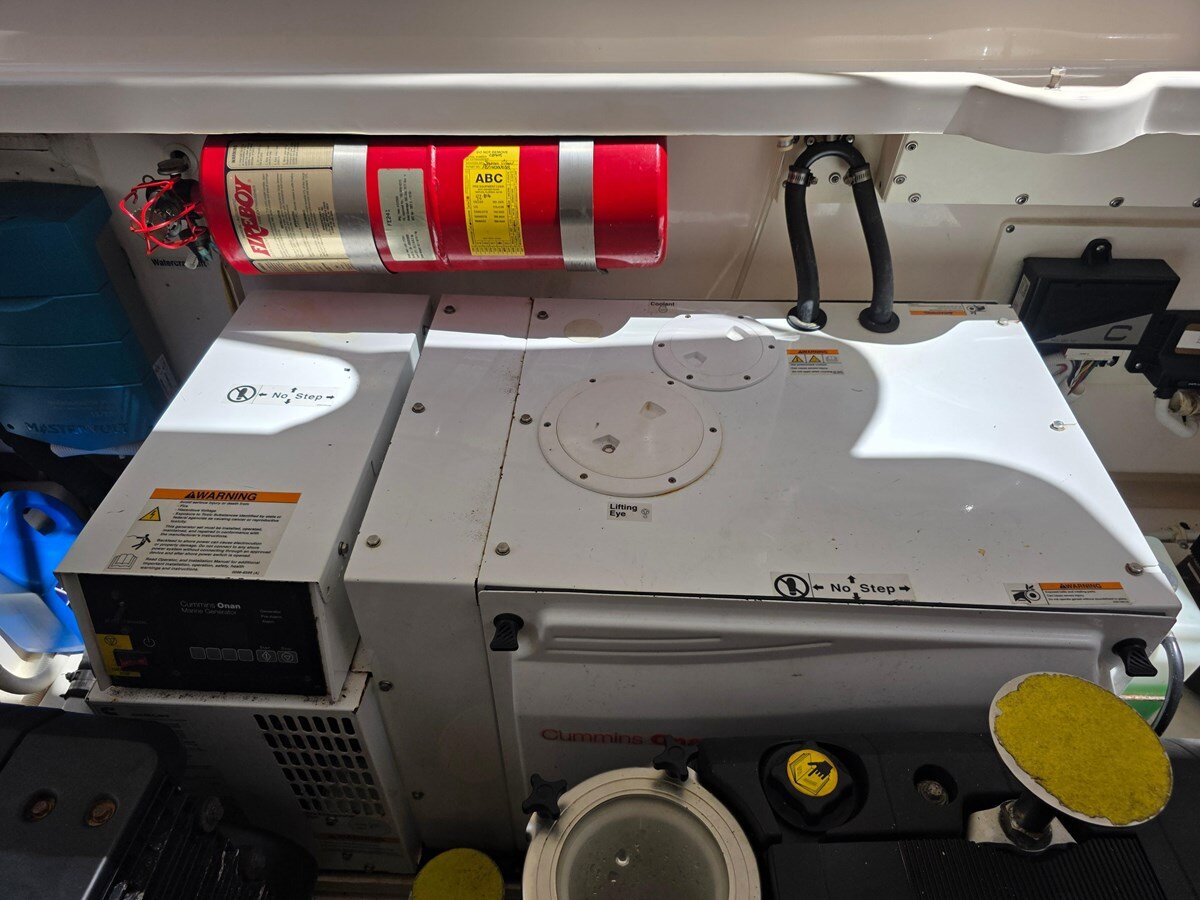 2009-tiara-yachts-39-b14fdb