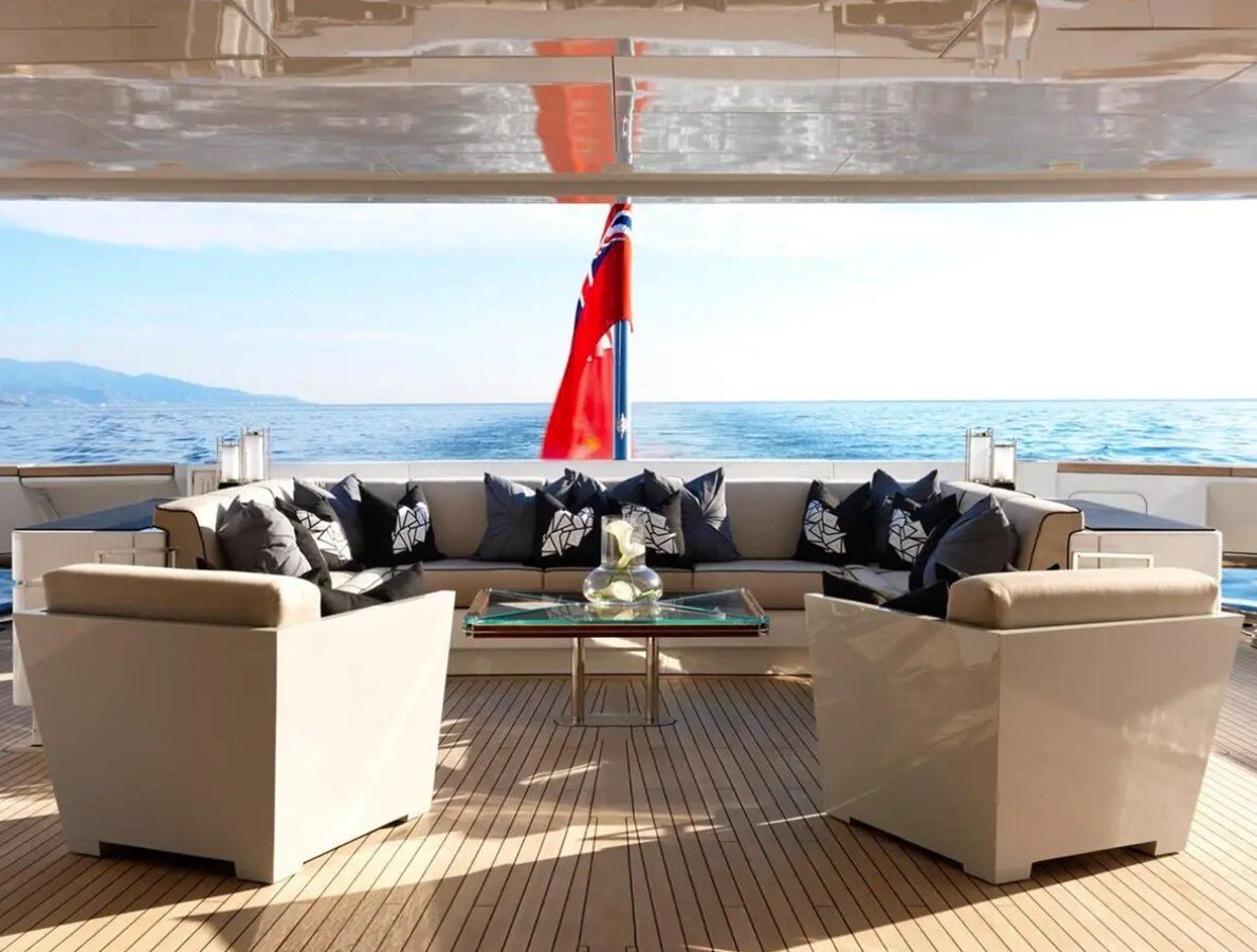 2009 VIAREGGIO SUPERYACHTS 203' 5