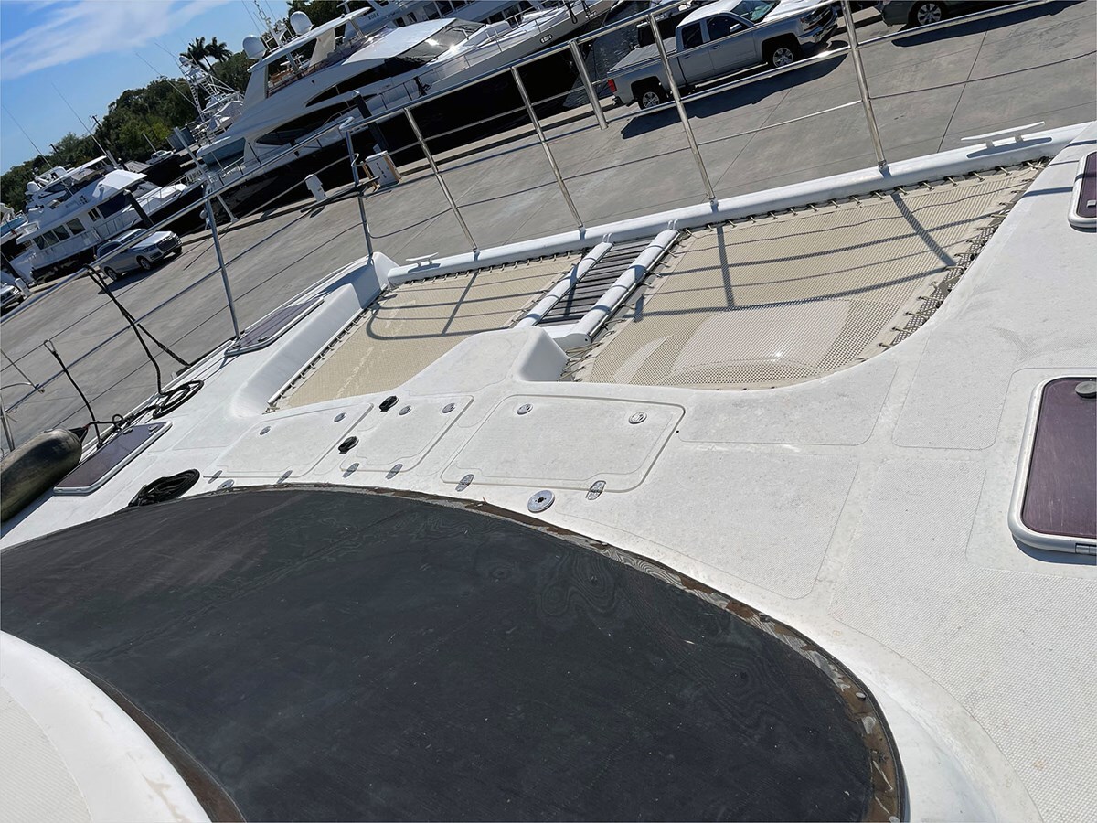 2010-africat-marine-45-1-407b4b