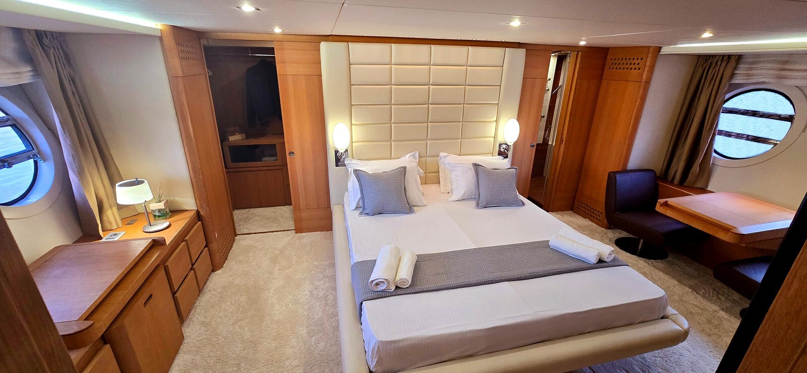 2010-aicon-91-df315f