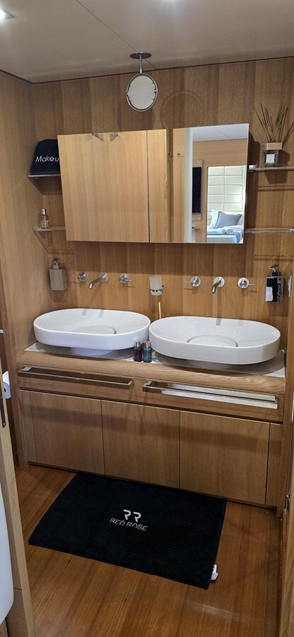 2010-aicon-91-df315f