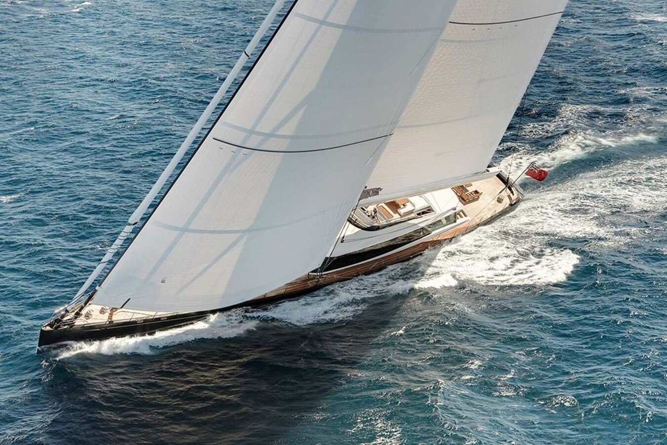 2010-alloy-yachts-191-7-2e024f