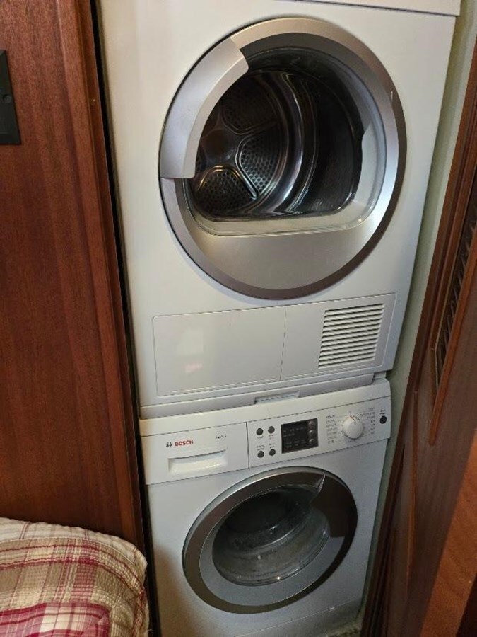 2010-american-tug-52-061aaa