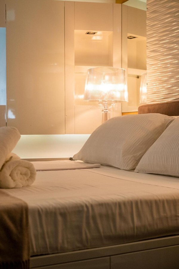 2010 ARCADIA YACHTS 83' 8