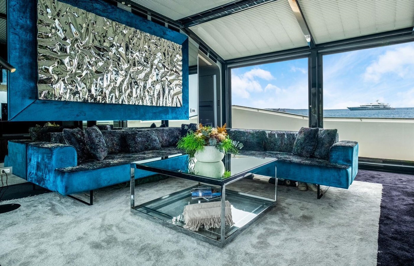 2010 ARCADIA YACHTS 83' 8