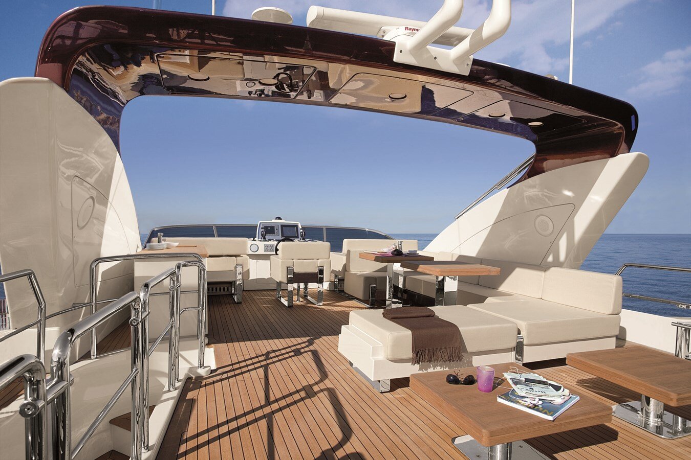 2010 AZIMUT YACHTS 103'