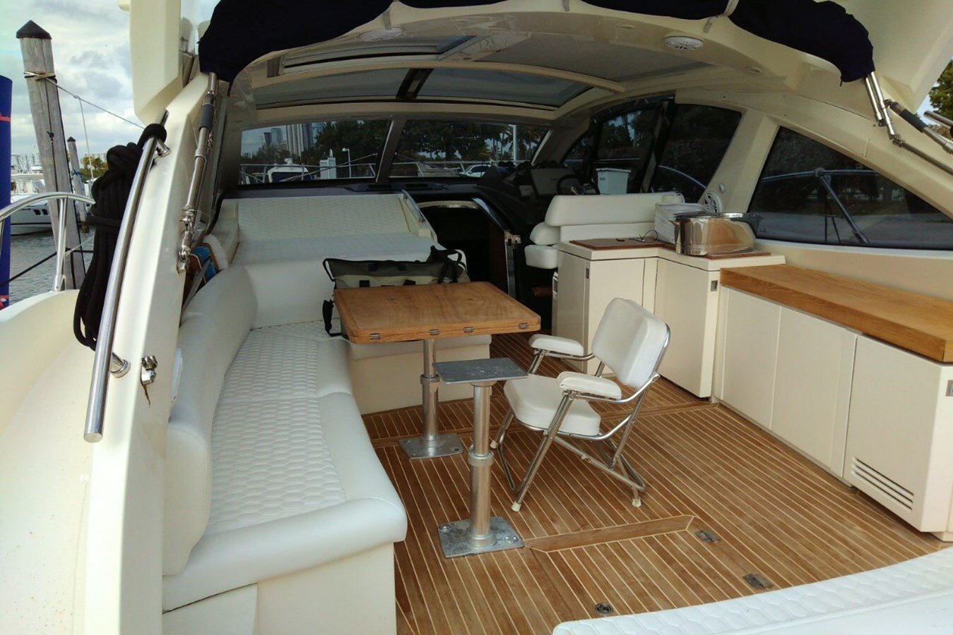 2010-azimut-yachts-54-ce4a77