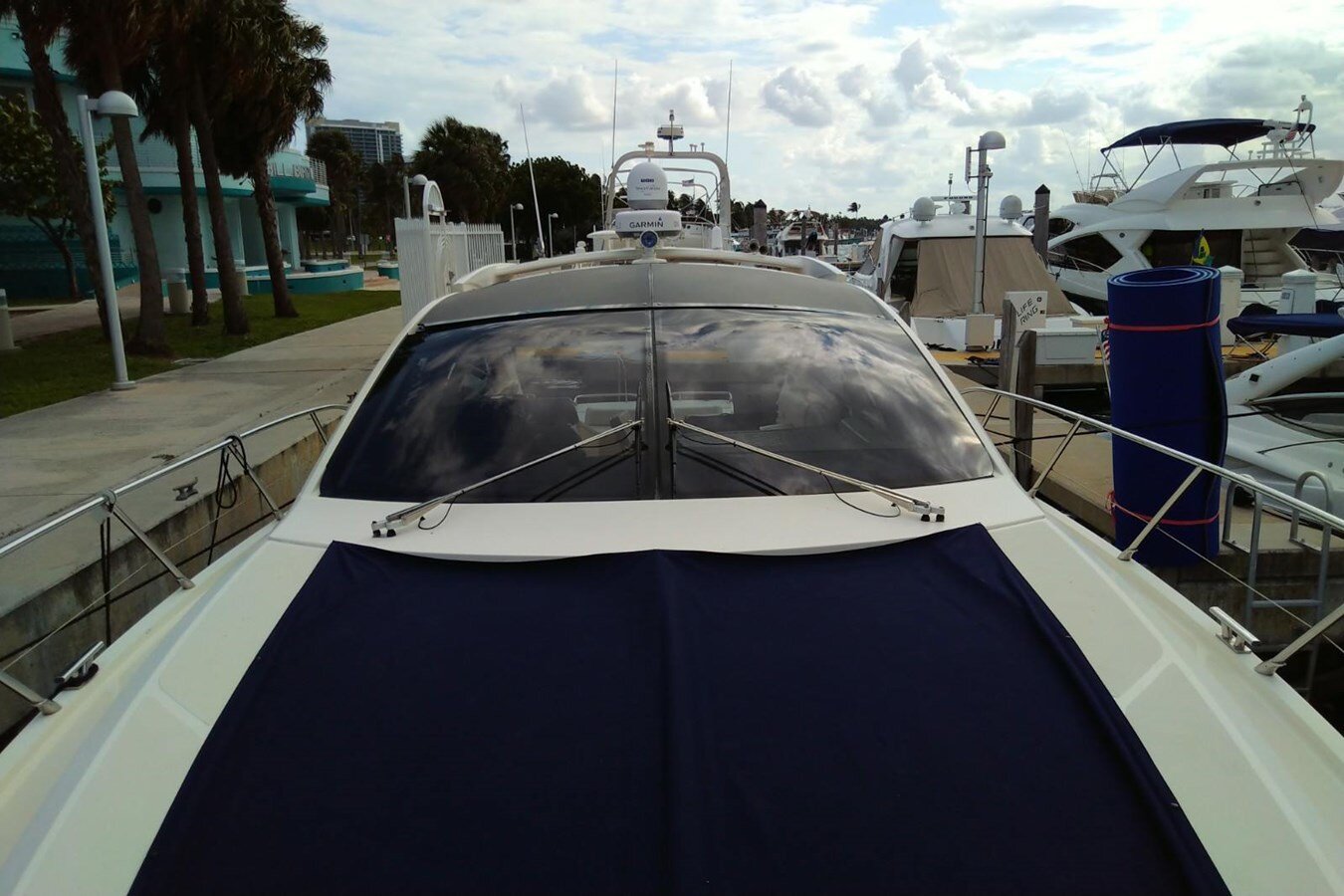 2010-azimut-yachts-54-ce4a77