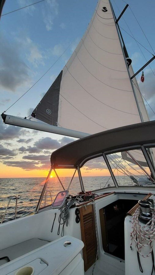 2010-beneteau-39-10-932d24