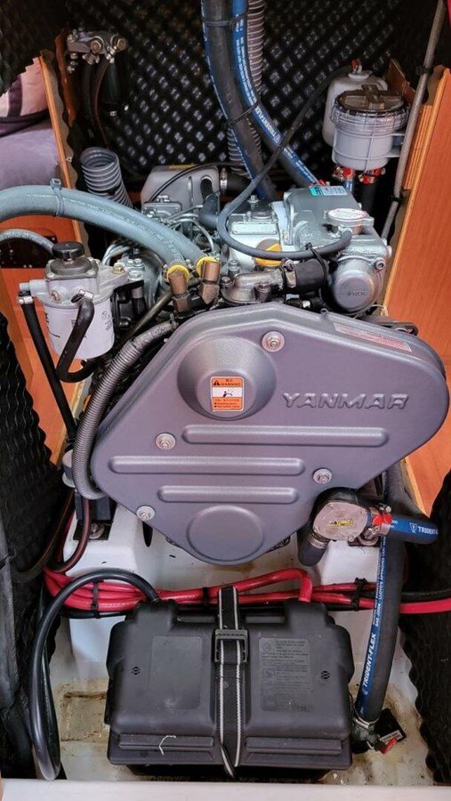 2010-beneteau-39-10-932d24