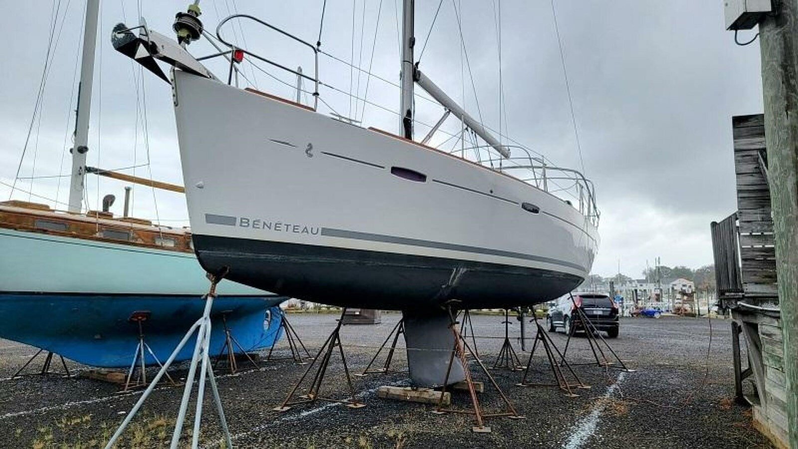 2010-beneteau-39-10-932d24