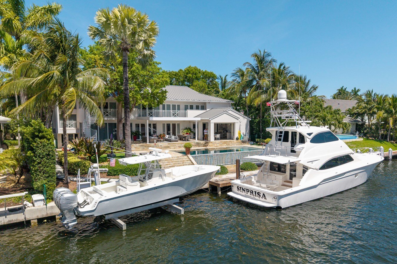 2010-bertram-63-2-183aeb