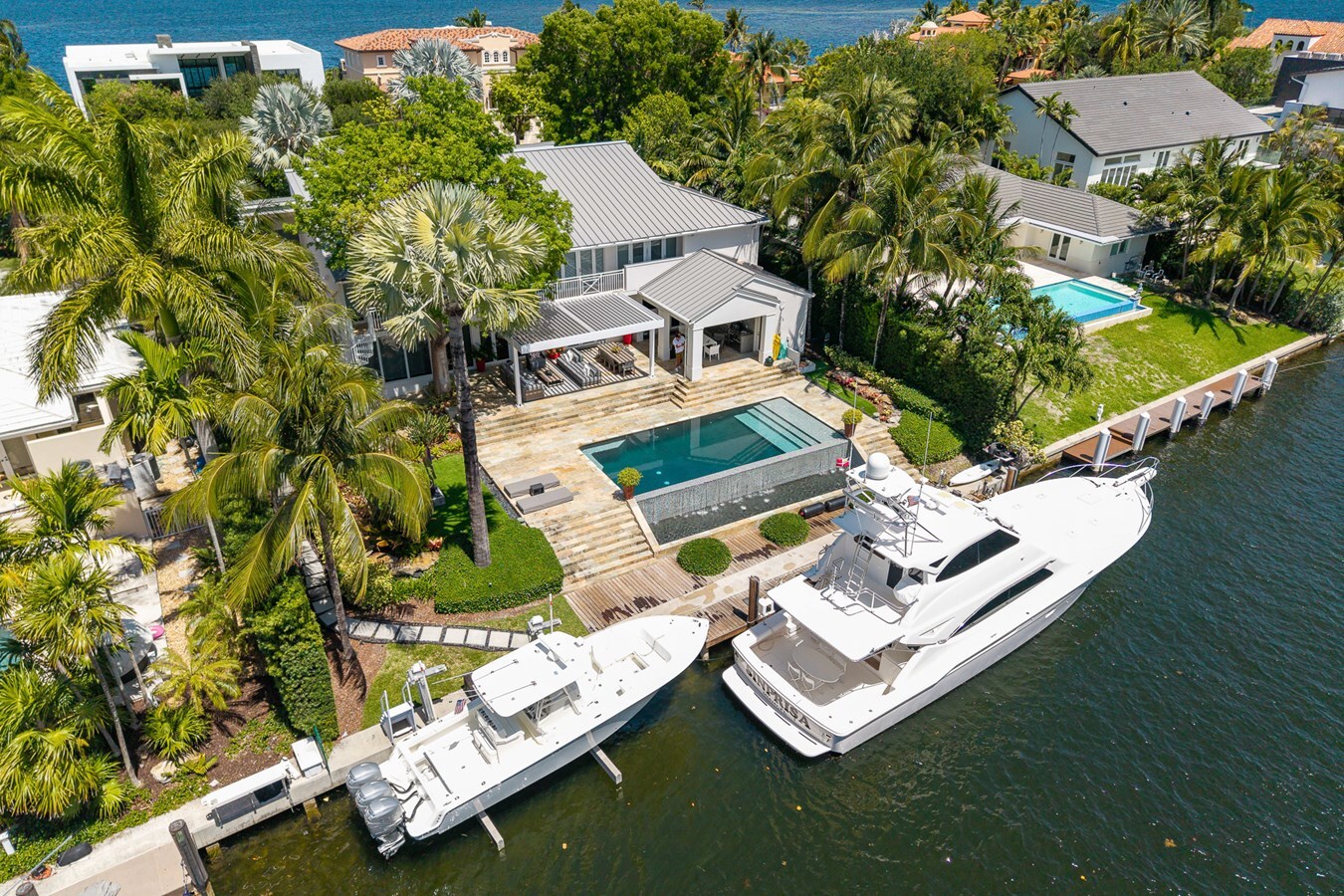 2010-bertram-63-2-183aeb