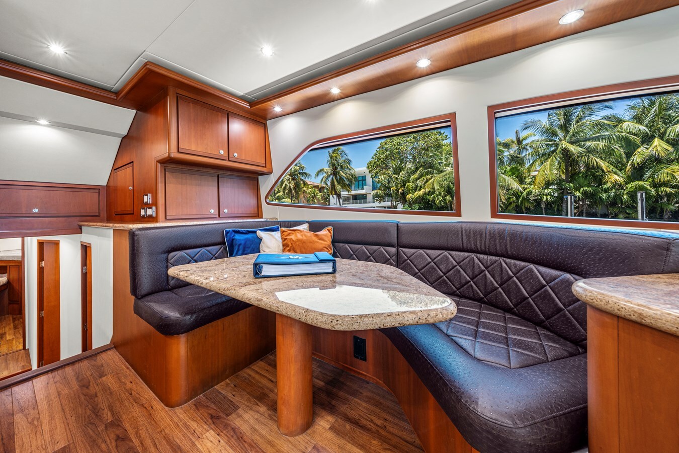 2010-bertram-63-2-183aeb