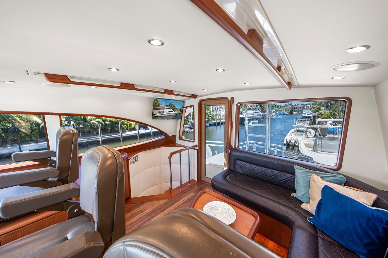 2010-bertram-63-2-183aeb