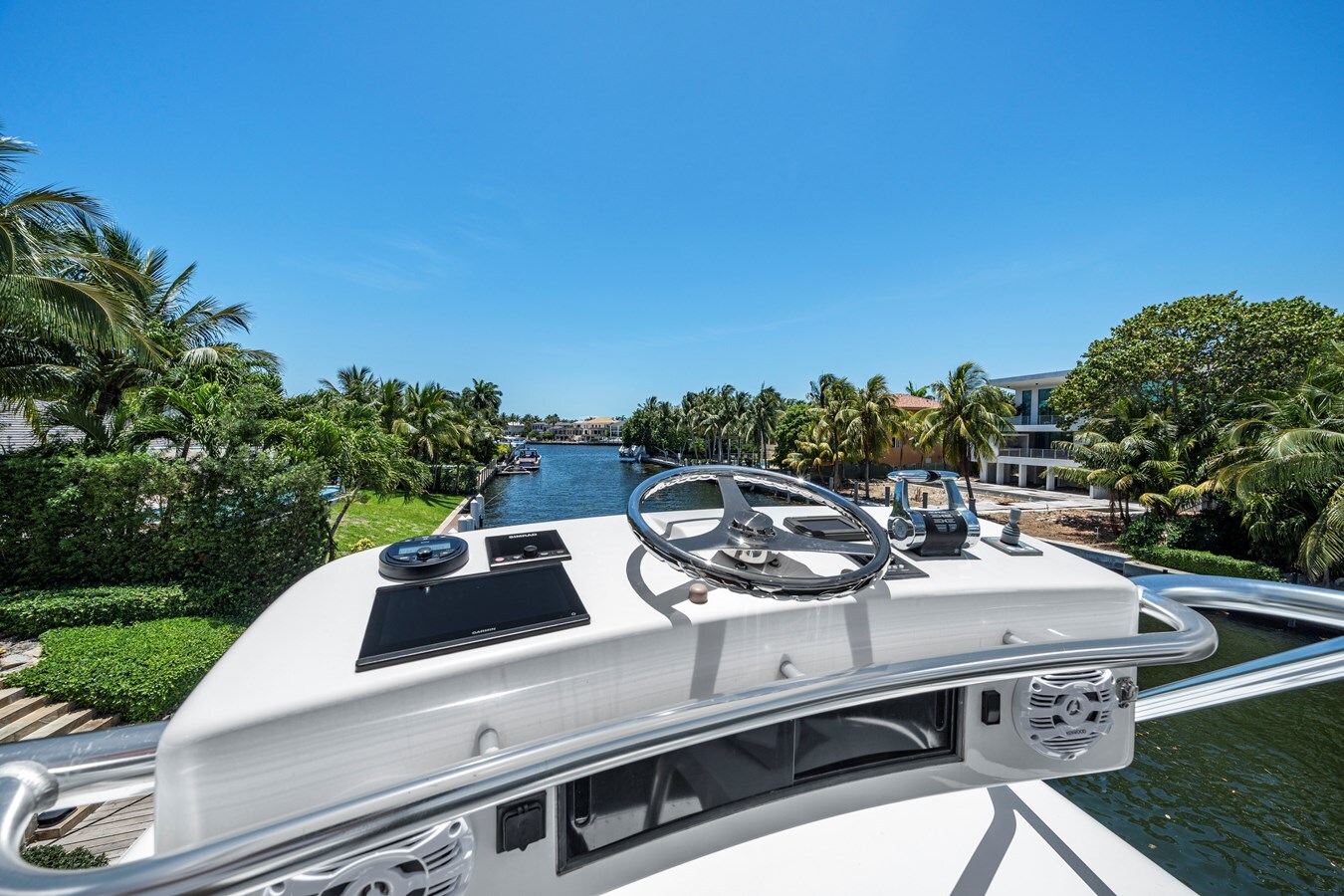 2010-bertram-63-2-183aeb