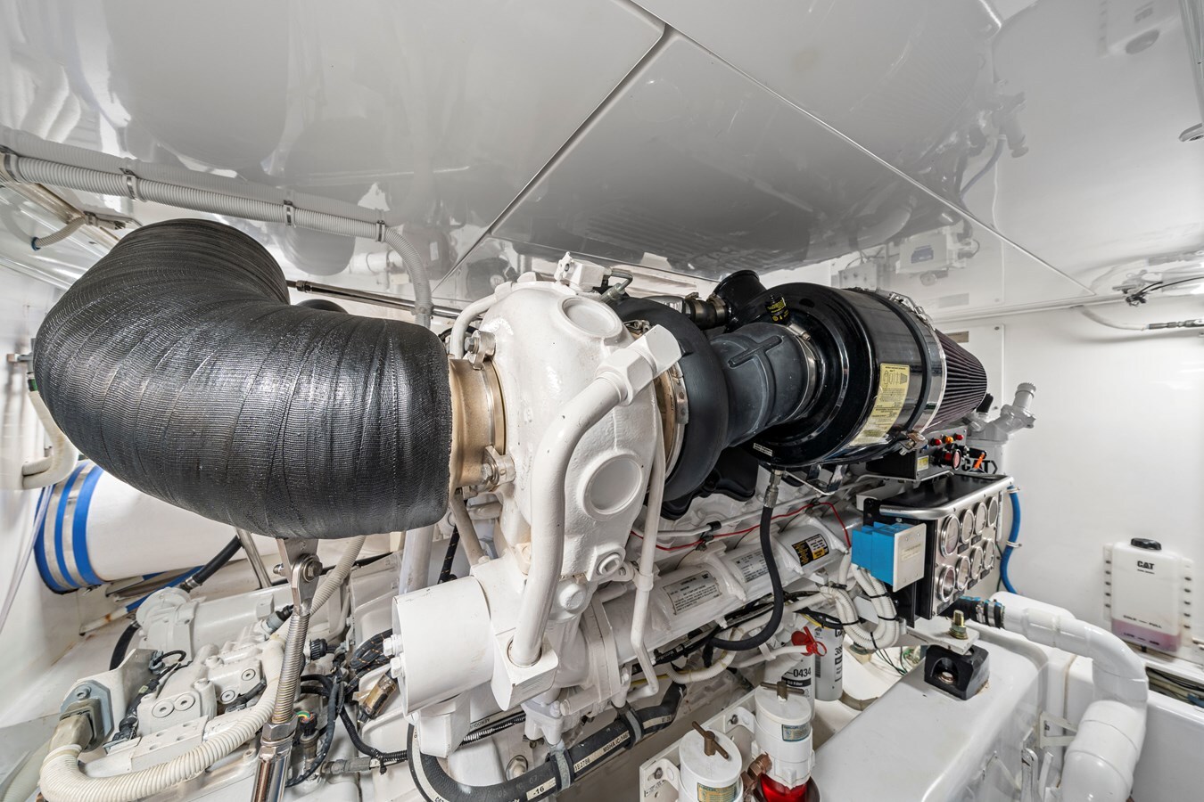 2010-bertram-63-2-183aeb