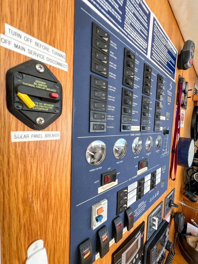 2010-broadblue-43-25d036