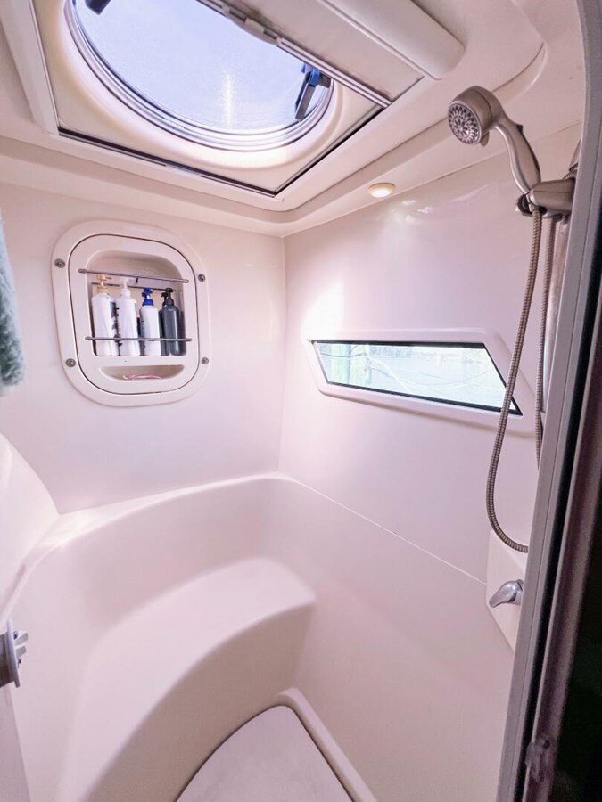 2010-broadblue-43-25d036