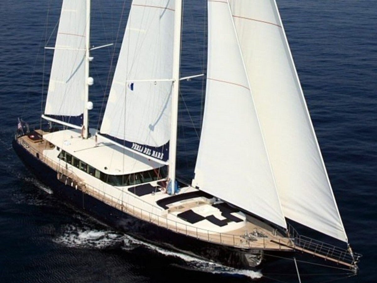 2010-custom-yacht-138-6-bd7d43