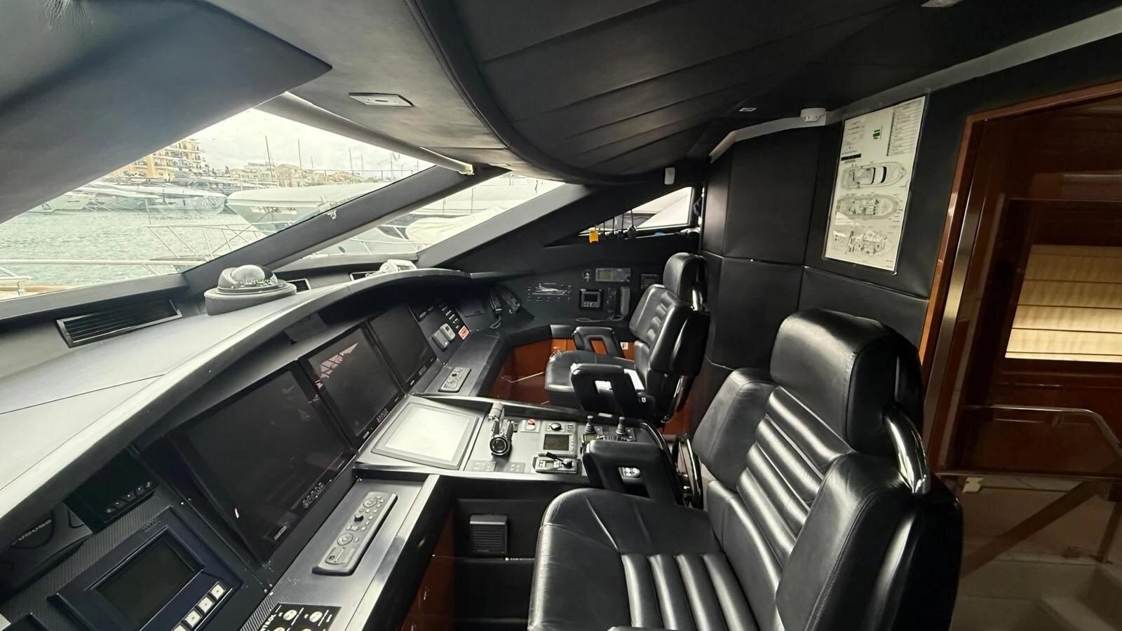 2010-dominator-95-2-7c5b13