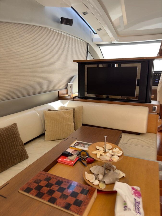 2010-fairline-59-4-8b0efd