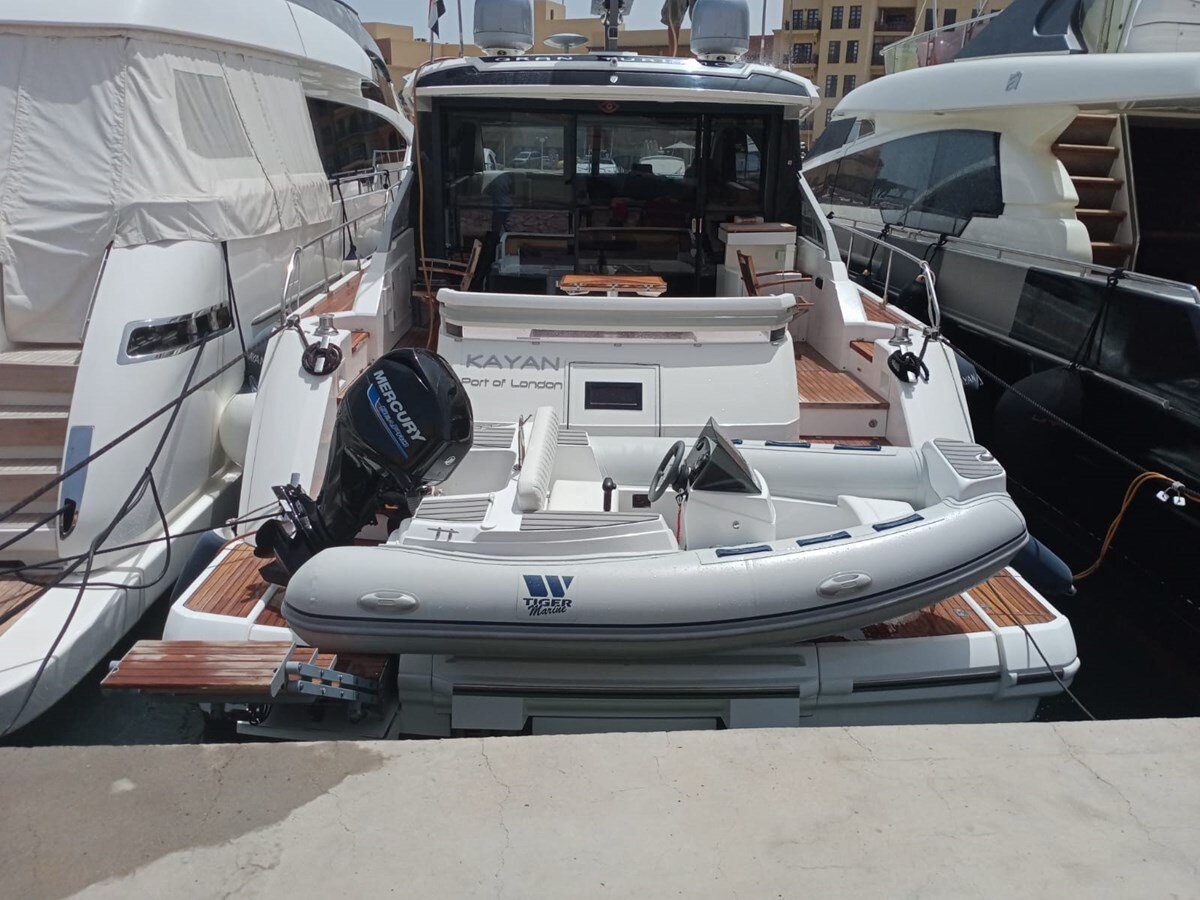 2010-fairline-59-4-8b0efd