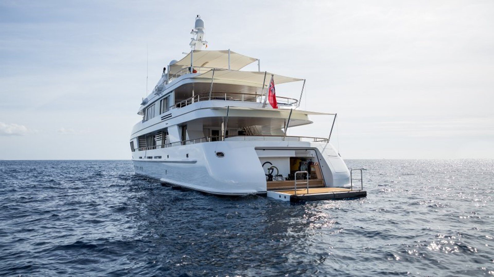 2010 FEADSHIP 141' 1