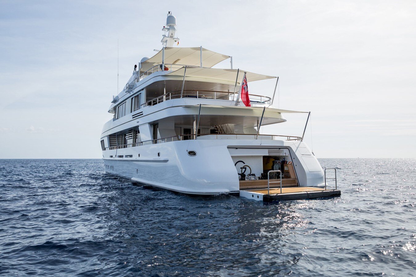 2010 FEADSHIP 141' 1