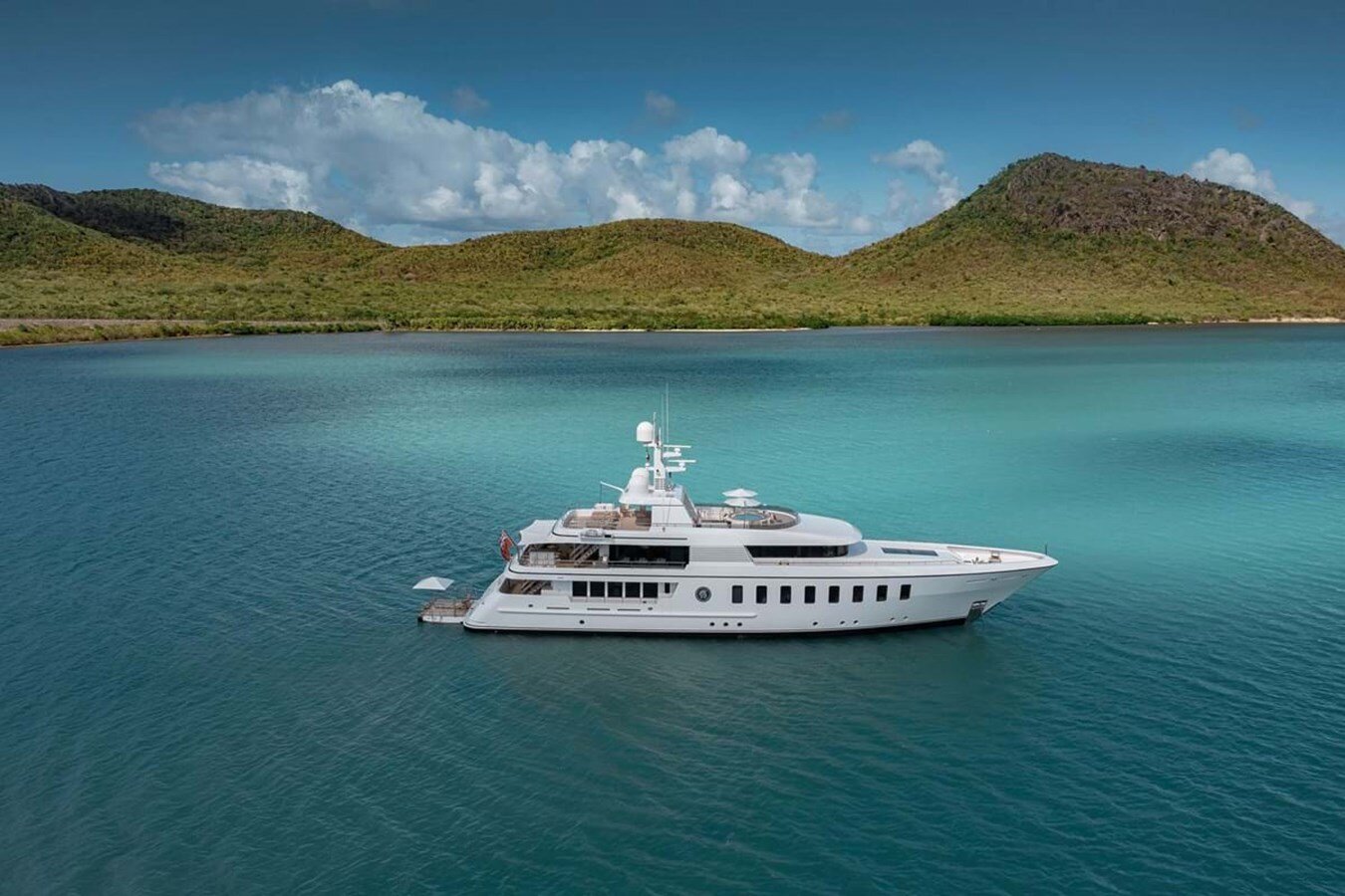 2010-feadship-146-4-643e8d