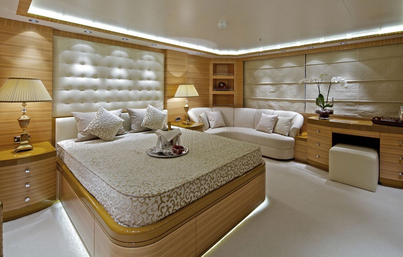 2010-golden-yachts-175-8-dd337e