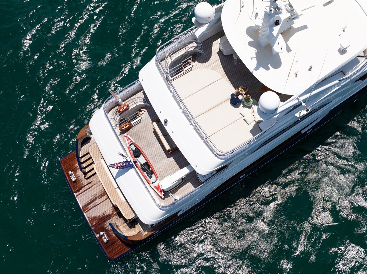 2010-jade-yachts-95-54ae11