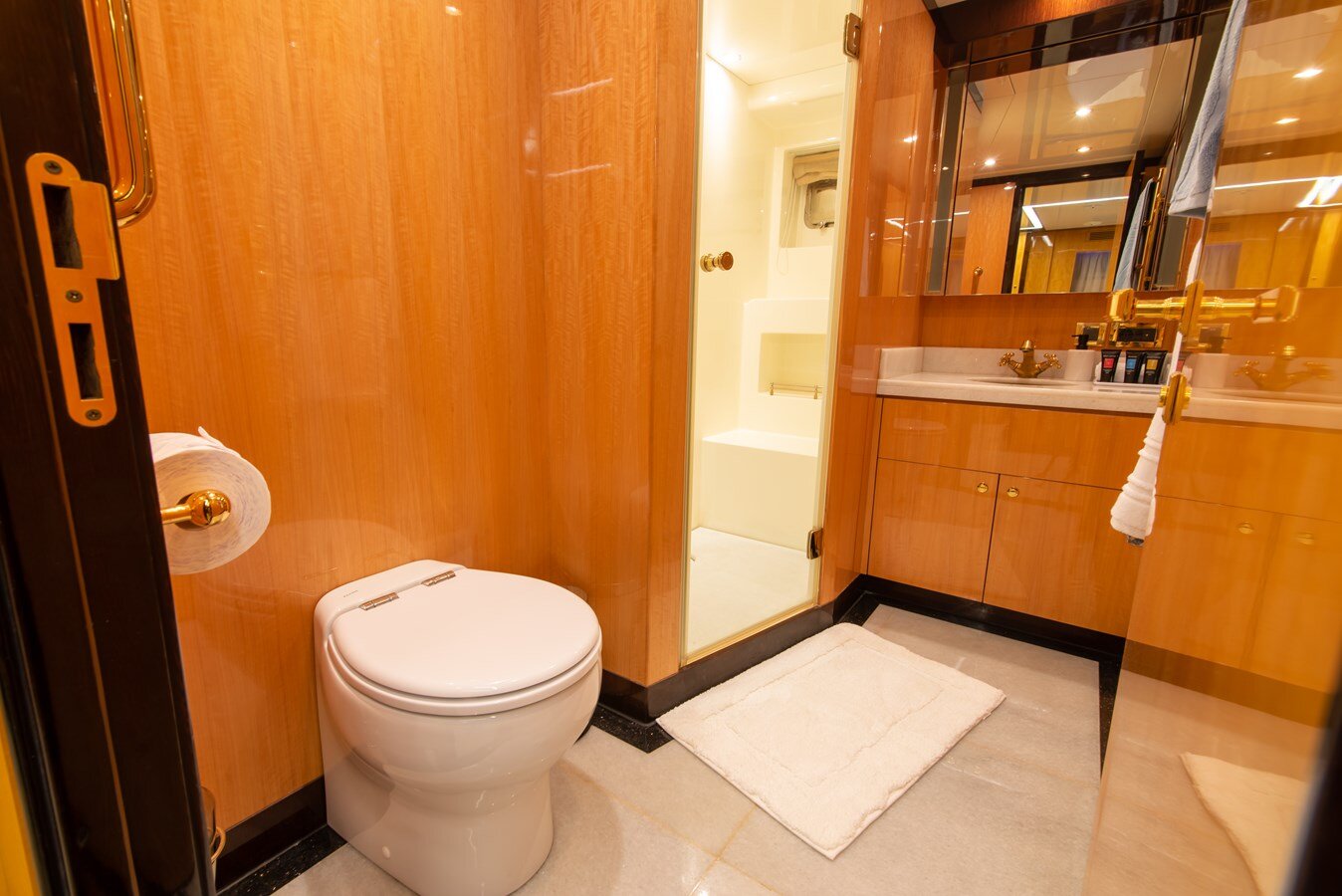 2010-jade-yachts-95-54ae11