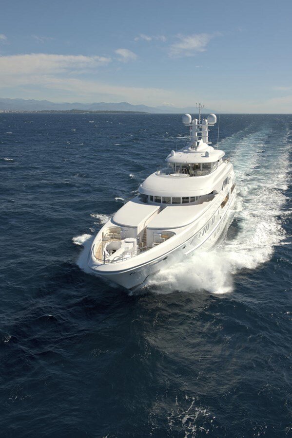 2010 LURSSEN 196' 11