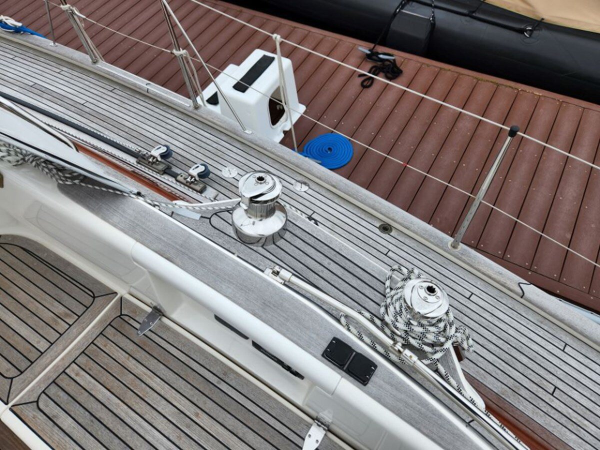 2010-najad-37-11-84488b