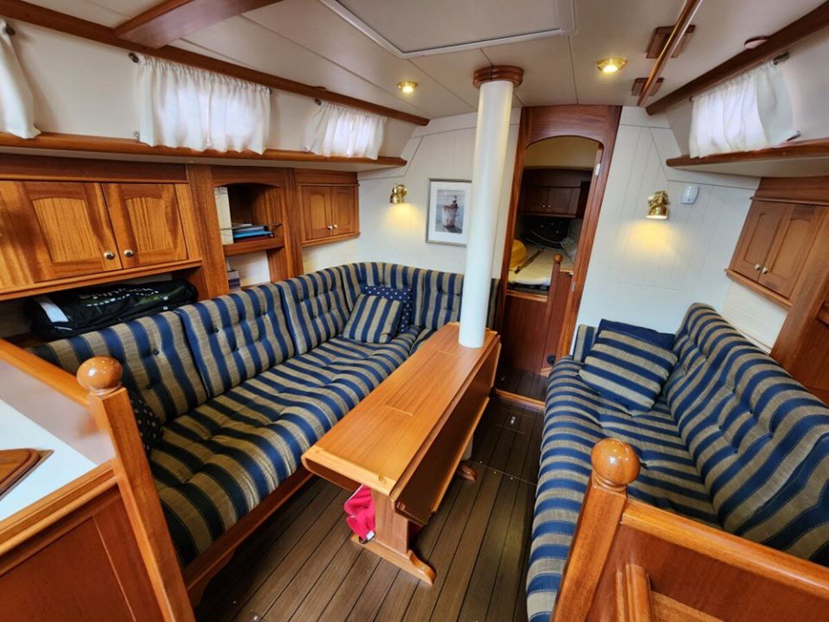 2010-najad-37-11-84488b