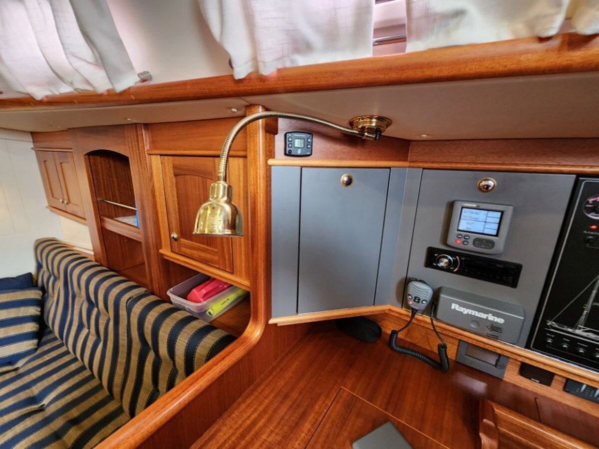 2010-najad-37-11-84488b