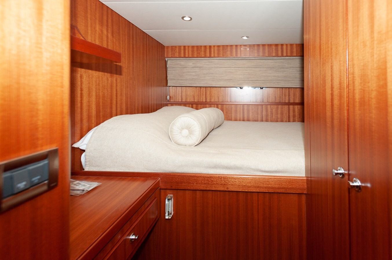 2010-ocean-alexander-80-9c32f6