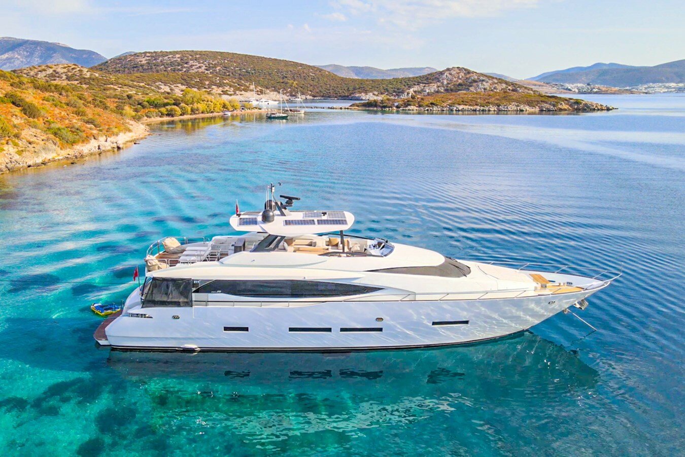 2010-peri-yachts-94-578014