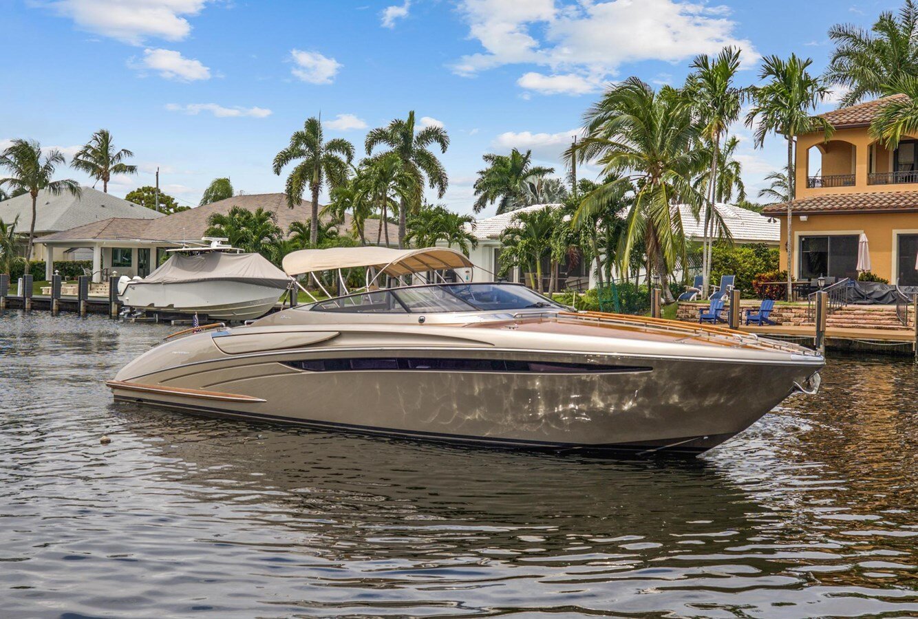 2010-riva-44-b05f78