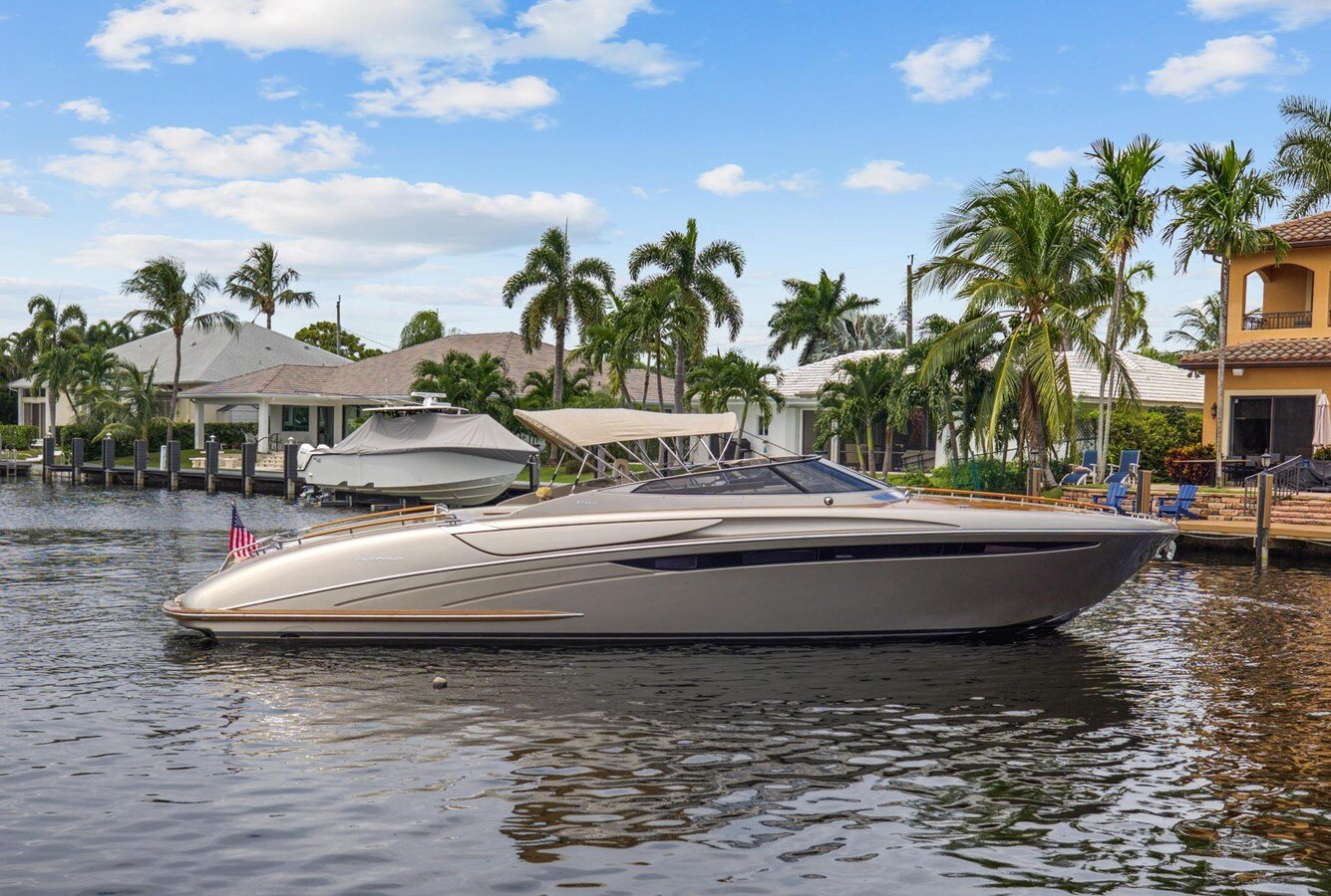 2010-riva-44-b05f78