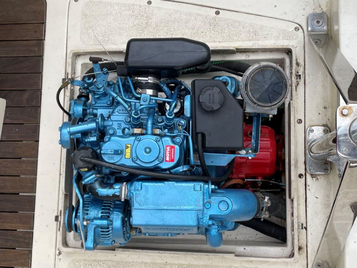 2010-rustler-yachts-24-45dc8a